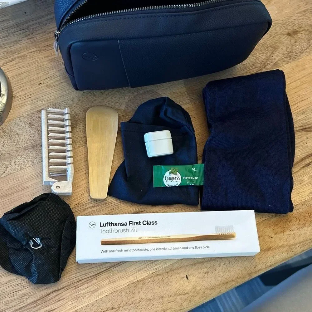 New Lufthanasa 9 piece amenities first class travel Vanity kit spa kit
